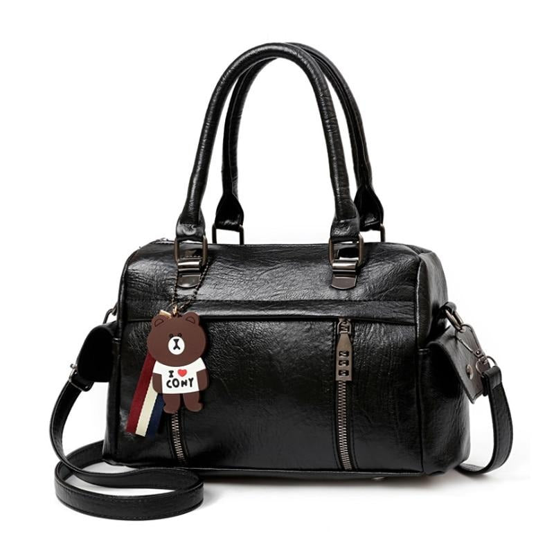 BEAR DOLL PENDANT DETAILED HANDBAG