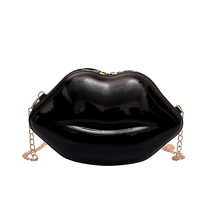 CLACK LIP SHAPED SHOULDER BAG