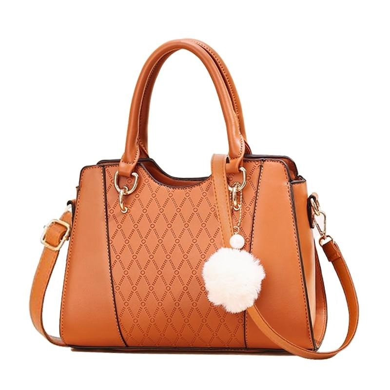 HAIRBALL TASSEL DETAILED HIGH QUALITY HANDBAG