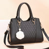 HAIRBALL TASSEL DETAILED HIGH QUALITY HANDBAG