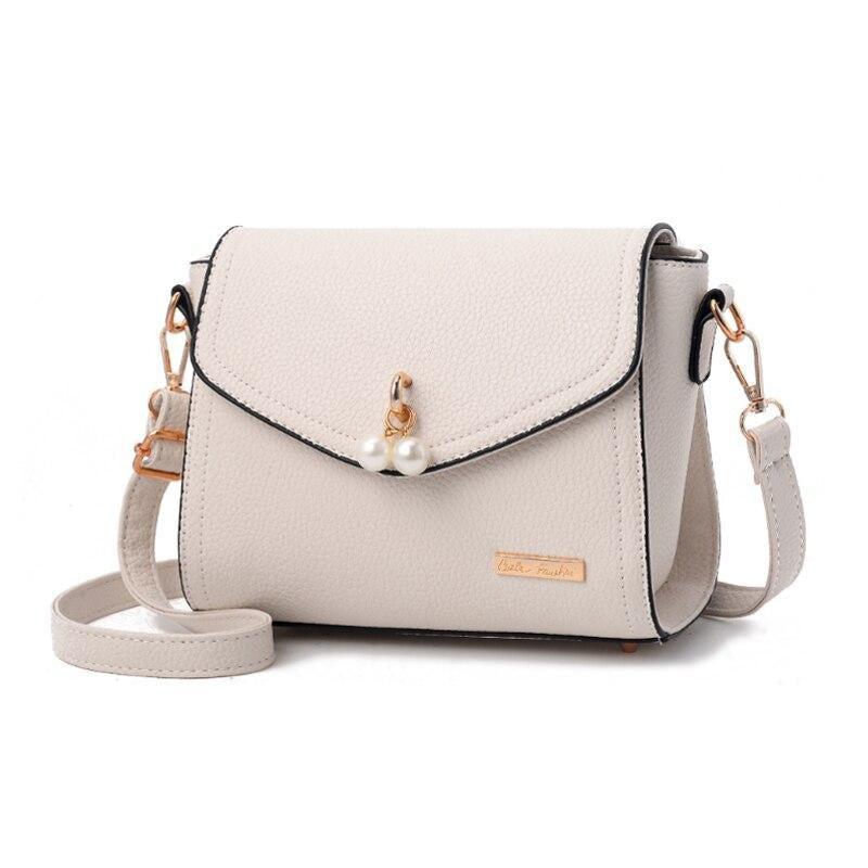 WHITE PEARL BUTTON DETAILED SHOULDER BAG