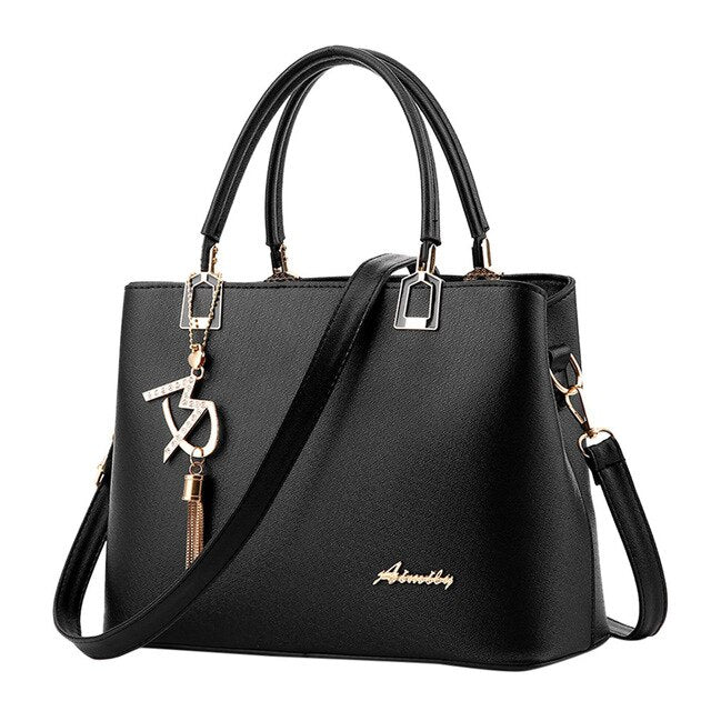 BLACK SIMPLE ELEGANT HANDBAG