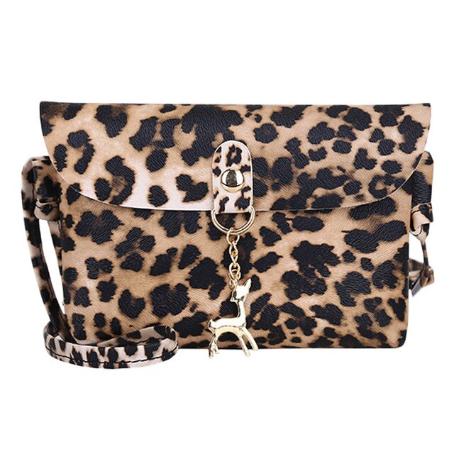 DEER TASSEL DETAILED LEOPARD PRINTED MESSENGER BAG