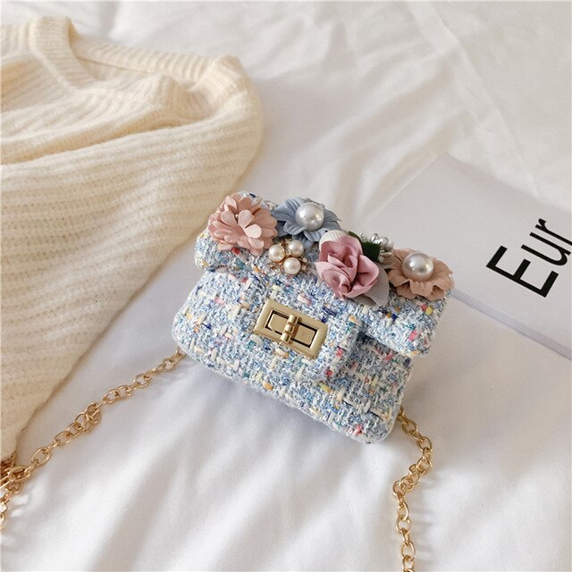 LOVELY PEARL AND FLOWER ORNAMENTAL SHOULDER BAG